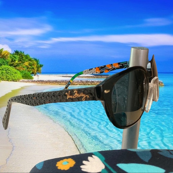 RELISTED | VERA BRADLEY Claudette Frame and Hard Case Pattern Midnight Blues - Picture 3 of 12